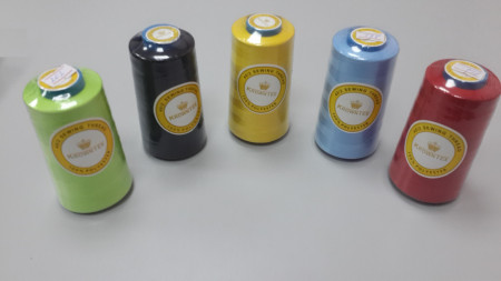 Нитки 40/2 Швейные нитки 100% полиэстер в Ижевске